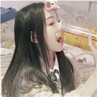 搞怪性格的女生头像
