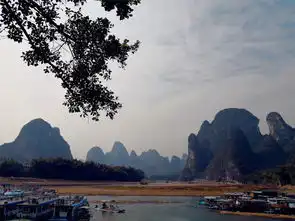 扶老携幼的桂林阳朔佛系旅行
