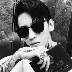 微信头像男
