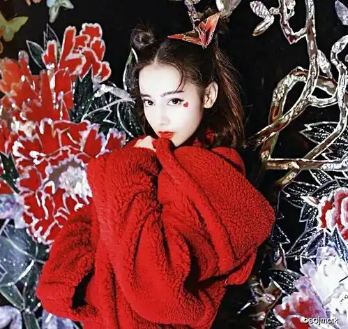 你还在坚持佛系穿搭迪丽热巴娜扎早已穿得大红大紫
