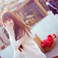 女生回眸头像
