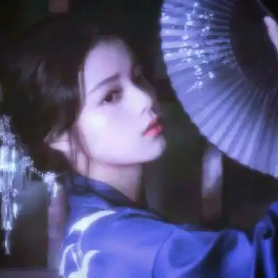 古风头像真人汉服女生图片古风女子头像唯美仙气

