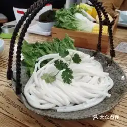 云渔堂蒸汽石锅鱼丰台万达广场店的建水米粉好不好吃用户评价口味怎么样北京美食建水米粉实拍图片大众点评
