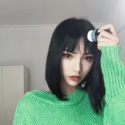 绿色系女头做个佛系的小可爱
