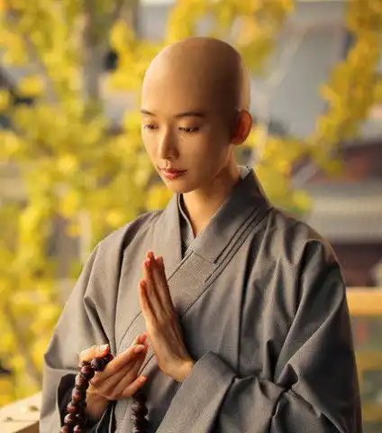 娱乐圈女星的光头造型,林志玲的佛系生活范冰冰的最精致,最后一个满满的回忆
