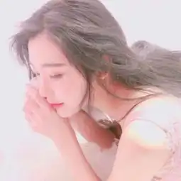 佛系头像女唯美头像真人粉色系