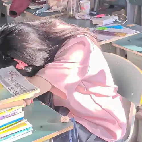 软萌粉色系头像少女的梦是星辰大海
