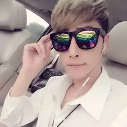 既高又富还要帅做不到i
