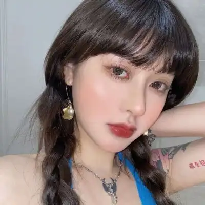 陈涵热烈的夏天太短,每一秒都值微信头像我要个性网
