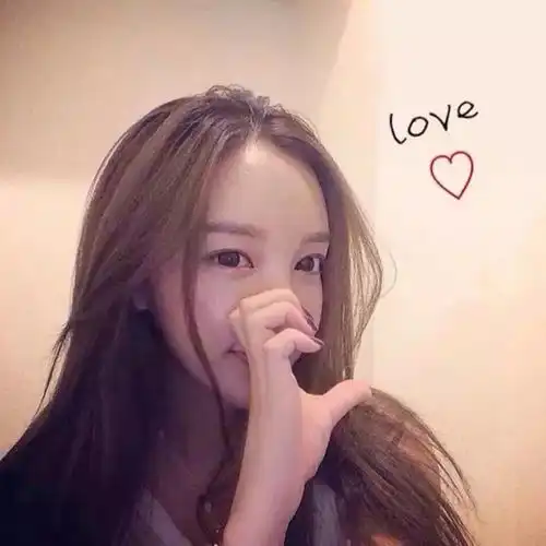 女子离婚后想要复婚,给前夫发来一条信息,收到回复后哭了
