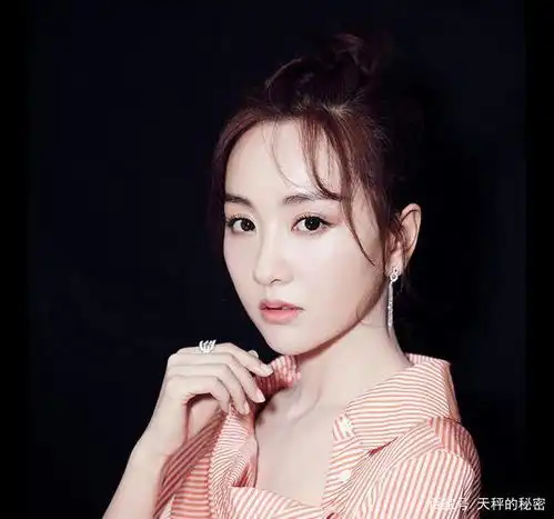 杨蓉肤白貌美,但为什么不火呢
