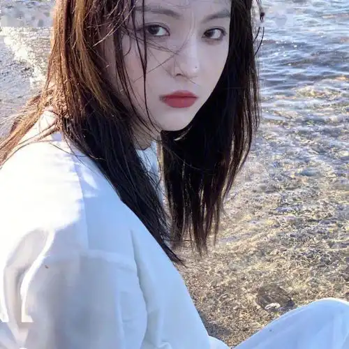 微信头像佛系真人公主殿下