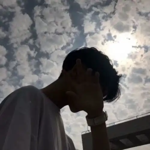 每天一组情侣头像
