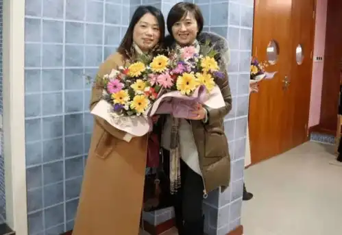 简阳市妇联开展花锦简州美女性心理效能提升行动系列活动花艺沙龙
