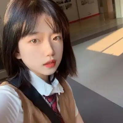 微信有个性女生头像真人
