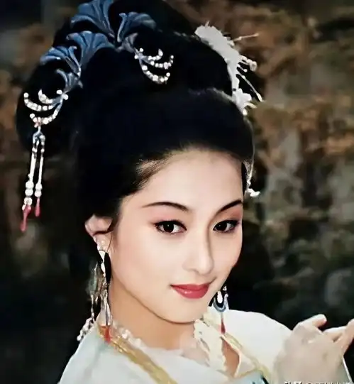 难怪王扶林说陈晓旭不够漂亮,看看他选的原黛玉候选人,那才叫美
