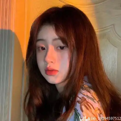 怎么跟女生聊天不尴尬,掌握这三招,不再尬聊
