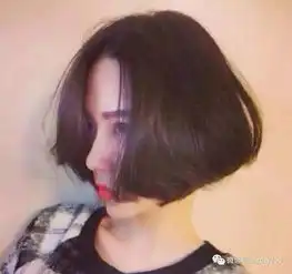 微信短发女生头像唯美