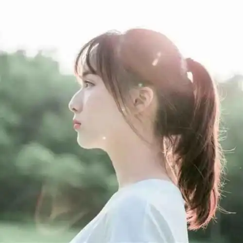 唯美佛系微信女生头像图片冰山美人