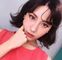 佛系少女最终也会心动的圣诞限量彩妆
