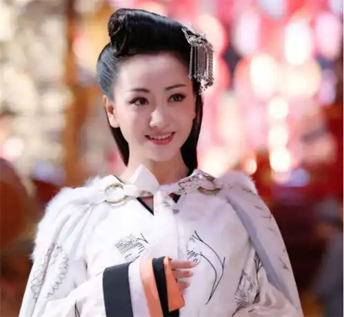 一人撑起整部剧的明星,赵丽颖热巴上榜,她却一直剧火人不火
