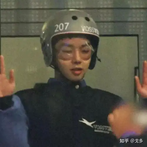超级搞笑的笑话笑破你的肚皮一秒笑喷的搞笑文案

