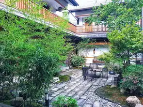 浮云悠悠,听风入夏,寻一方庭院,安放身心
