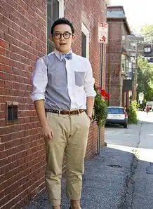 夏季男士服装怎么搭配
