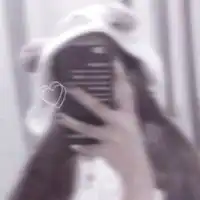 安静好看的女生头像,用安静掩饰自己的悲伤
