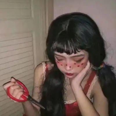 暗黑系女生头像真人高冷堕落病态冷酷系少女头像
