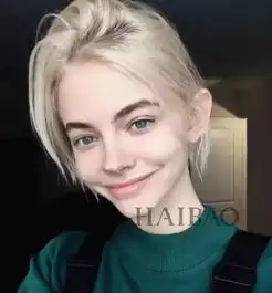 帅气多少人用她做过头像这个攻气十足的女孩竟然和你穿一个牌子的衣服
