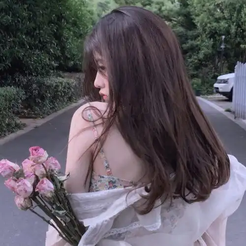我超容易沮丧的,虽然是个大人了萱草
