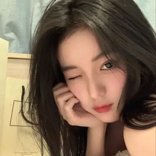 女生用这4句怼你,直男们别慌,这是在赤裸裸的表白你
