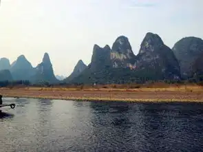 扶老携幼的桂林阳朔佛系旅行
