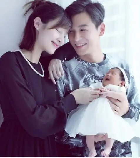 曾和胡歌媲美的古装美男,结婚多年零绯闻,今40岁依旧玉树临风
