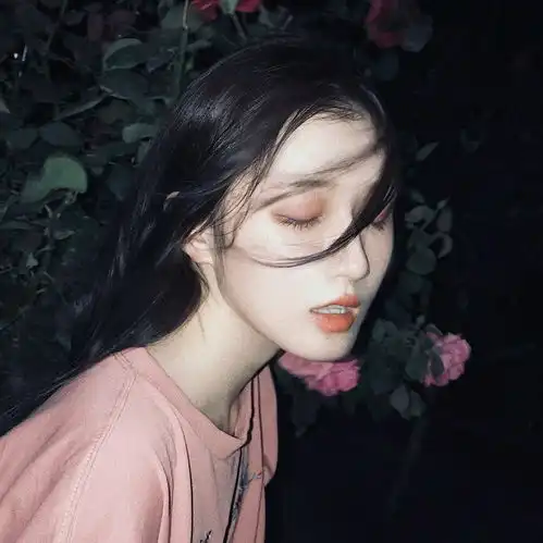 古风佛系女子头像李小璐