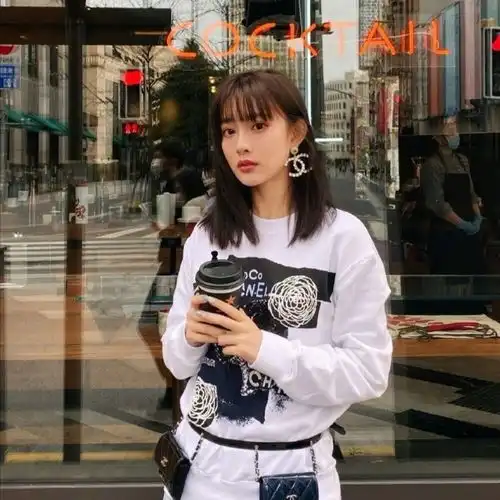 头像壁纸孟子义放松的话就是宅在家看剧,和狗狗共享悠闲时光腾讯新闻

