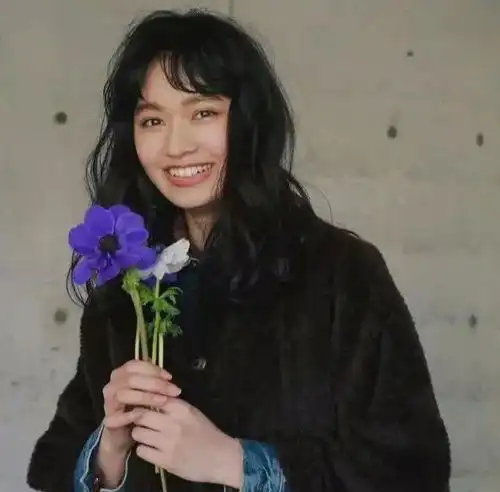 日系女生头像
