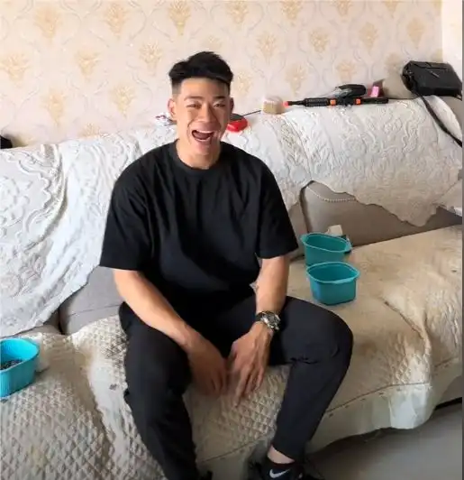 佛系女士头像取图男人