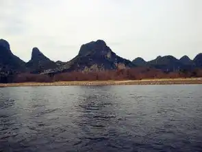 扶老携幼的桂林阳朔佛系旅行
