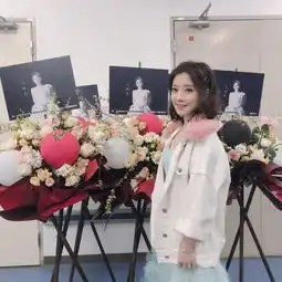 佛系少女冯提莫再登东方风云榜,一路陪伴,未来可期
