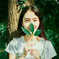 qq头像女生唯美三张
