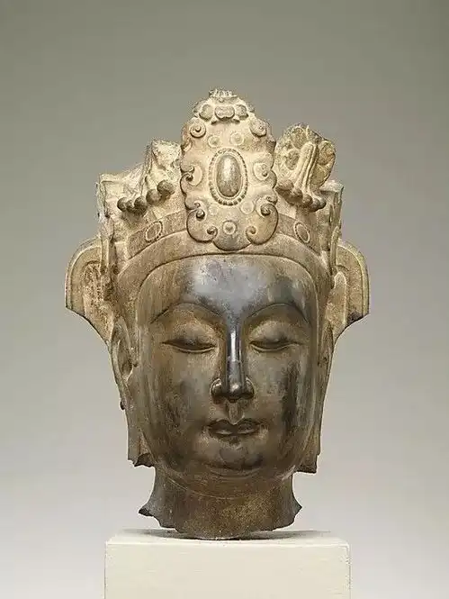 蒙娜丽莎的笑北齐佛像

