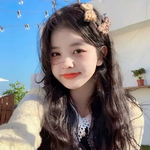 一些甜美又仙气的真人女生头像
