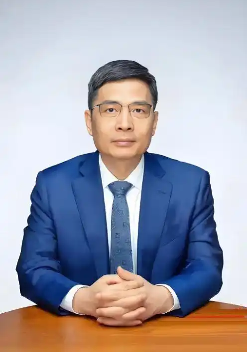 被雷军带火的表情包总裁
