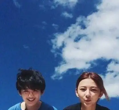 男生主动提出分手后,真的不会再想你了吗
