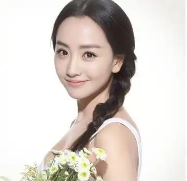 为什么杨蓉出道17年,有颜值有演技还不火,就因为懒
