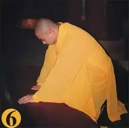 礼佛必看8张图告诉你如何拜佛最虔诚卍
