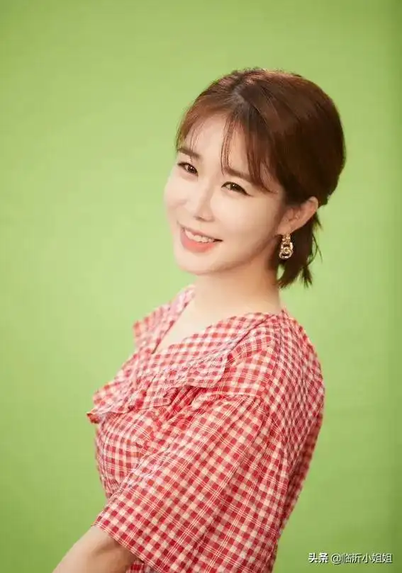 刘仁娜,韩国佛系演员,女二专业户,颜值演技兼具的柔情美女
