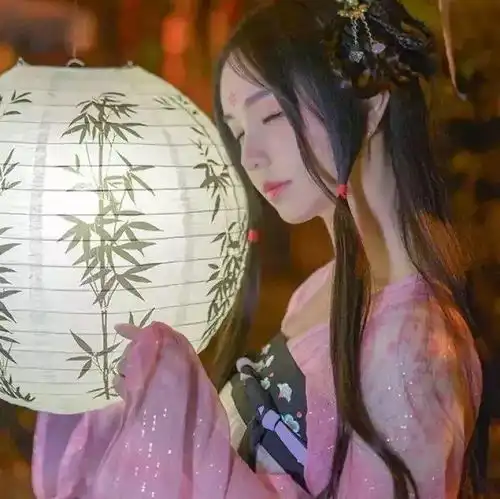 古风男女生头像
